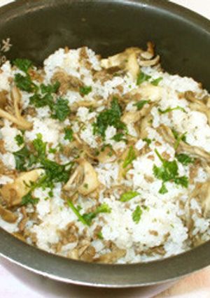 炊き込みご飯・混ぜご飯♪簡単！舞茸バター-レシピのメイン写真