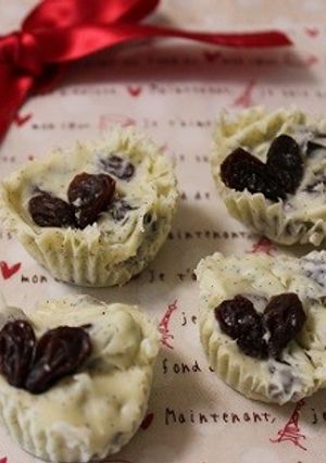 バレンタイン♡ホワイトレーズンチョコ-レシピのメイン写真