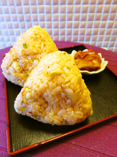 ☺簡単♪キムチとちくわのオイルおにぎり☺-レシピのメイン写真