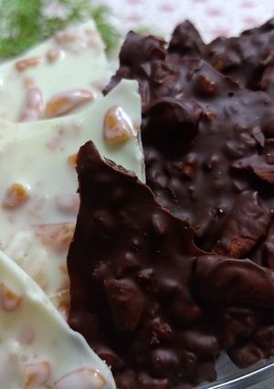 簡単すぎ！柿の種の薄パリ チョコクランチ-レシピのメイン写真