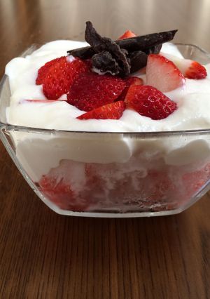 ホワイトチョコムースカップケーキ風かき氷-レシピのメイン写真