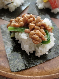 納豆ほうれん草の手巻きご飯-レシピのメイン写真