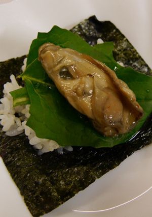 牡蠣のオイル漬け手まきごはん♪-レシピのメイン写真