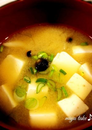 豆腐としめじのお味噌汁♪-レシピのメイン写真