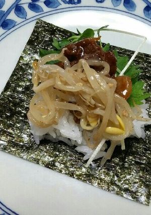 牛時雨煮とナムルの手巻き寿司-レシピのメイン写真