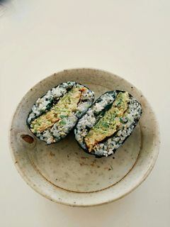 キャベツとシラス卵焼きのおにぎらず-レシピのメイン写真