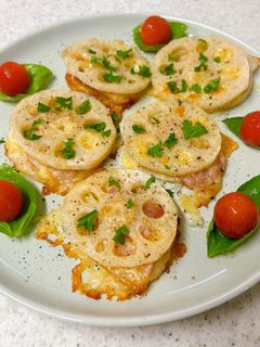 簡単♪れんこんのベーコンチーズはさみ焼き-レシピのメイン写真