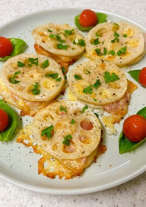 簡単♪れんこんのベーコンチーズはさみ焼き-レシピのメイン写真