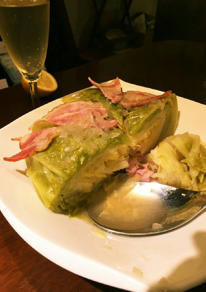 炊飯器だけで丸ごとキャベツと玉葱のスープ-レシピのメイン写真