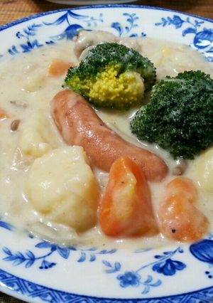 ルゥから手作りクリームシチュー-レシピのメイン写真