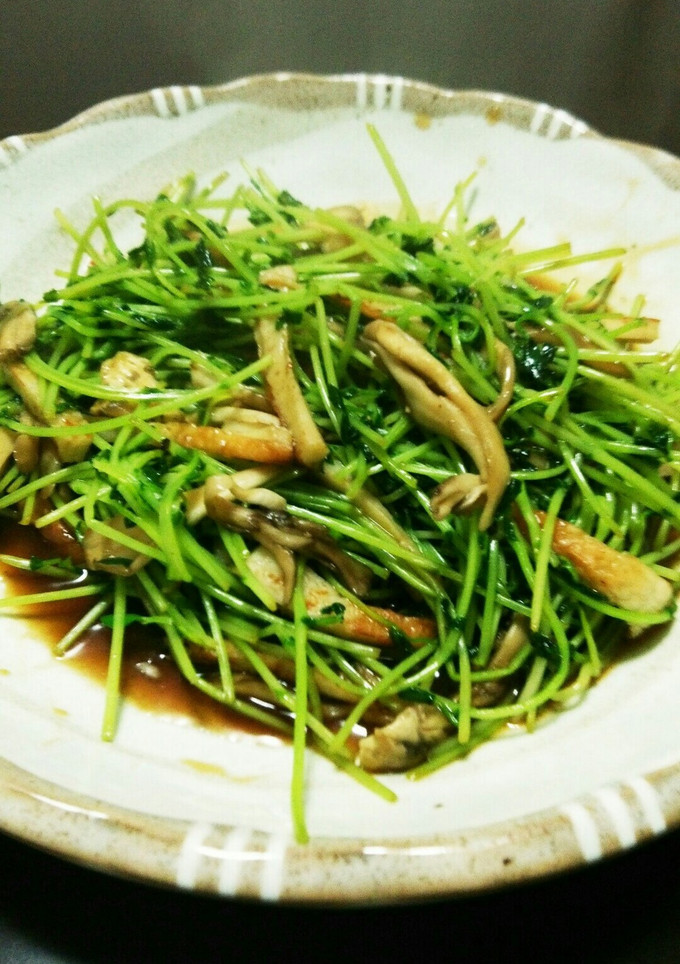 豆苗と舞茸のオイスターソース炒め！-レシピのメイン写真