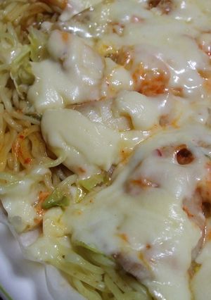 焼きそばピザ-レシピのメイン写真