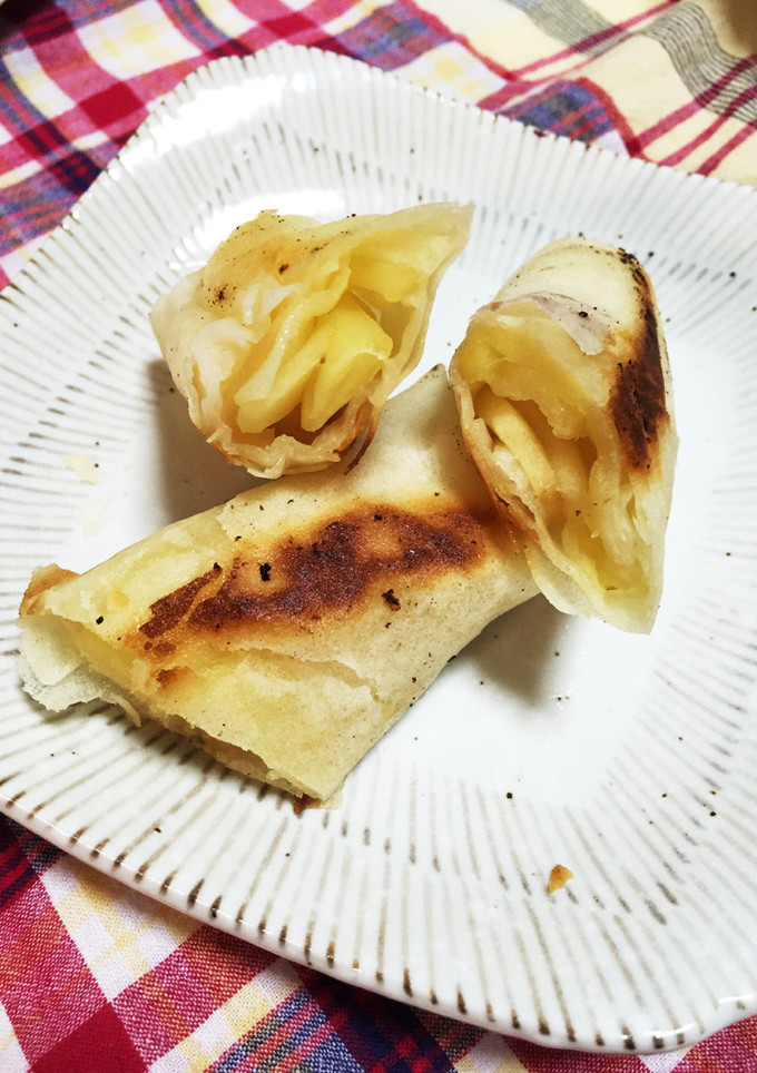 材料2つ、簡単 りんごの デザート春巻き-レシピのメイン写真