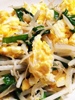 簡単で美味っ!もやしとしらすのニラ玉炒め-レシピのメイン写真