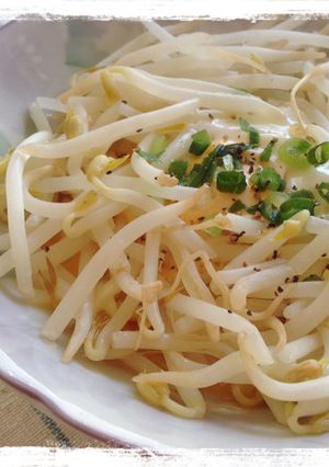 超・簡単時短おかず*もやしの巣ごもり卵*-レシピのメイン写真