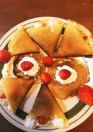 小学生の娘作品、イチゴたっぷりクレープ-レシピのメイン写真