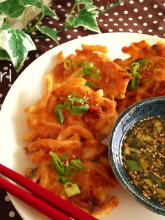 もっちもちやで✨うどんの✨キムチちぢみ-レシピのメイン写真