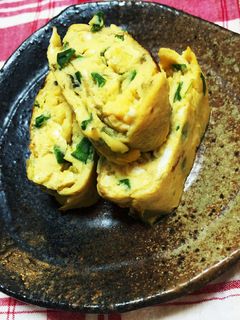 ニラと海苔の佃煮の 簡単卵焼き-レシピのメイン写真