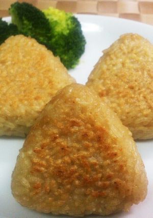 炊飯器＆フライパンde簡単♪焼おにぎり-レシピのメイン写真