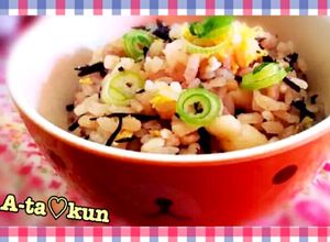 鶏皮とひじきde炊き込みご飯♡ｼｯｶﾘ味-レシピのメイン写真