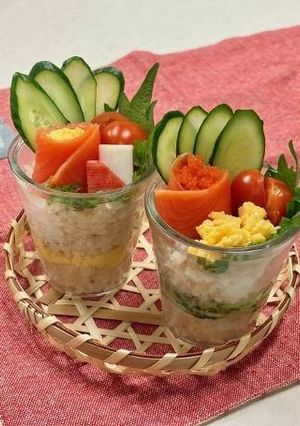 ひな祭りにぴったり！カップちらし寿司-レシピのメイン写真