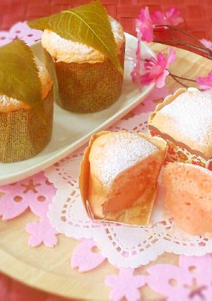 桜クリーム♡ふんわりカップシフォンケーキ-レシピのメイン写真