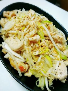 節約簡単☆鶏胸肉ともやしのネギ塩炒め-レシピのメイン写真