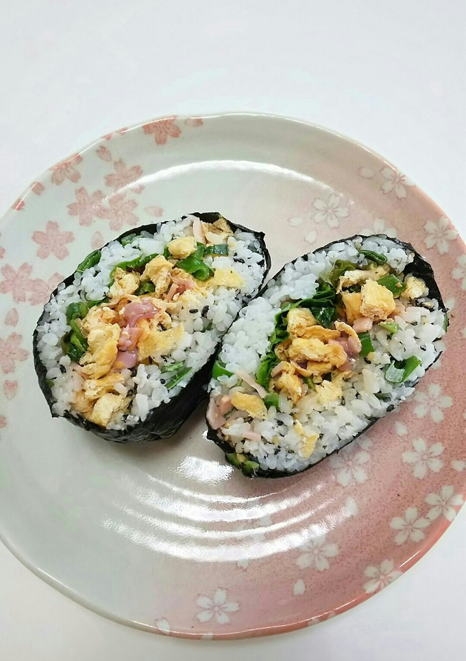 油揚げとイカの塩辛のおにぎらず-レシピのメイン写真