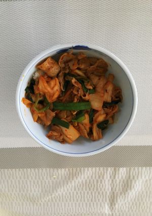 簡単すぎるのに！旨すぎる！豚キムチ丼！-レシピのメイン写真