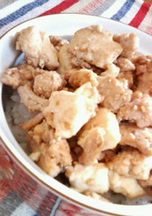 鶏ひき肉と豆腐の☆体に優しい～丼♪♪-レシピのメイン写真