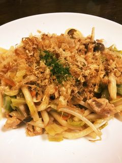 たっぷり野菜の【焼きうどん】-レシピのメイン写真