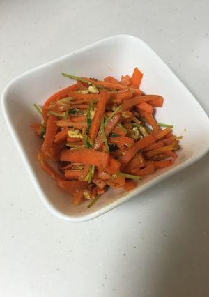 人参と豆苗のしりしり風-レシピのメイン写真