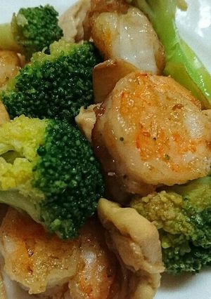 えびとブロッコリーのオイスターソース炒め-レシピのメイン写真