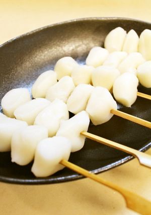 おやつランチに♪電子レンジで米粉の串団子-レシピのメイン写真