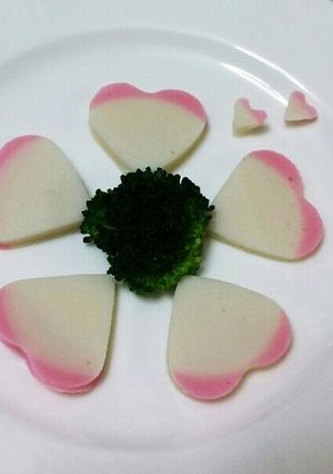 かまぼこで簡単ハート-レシピのメイン写真