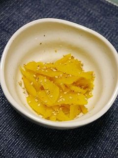 簡単!たくあんの胡麻炒め-レシピのメイン写真