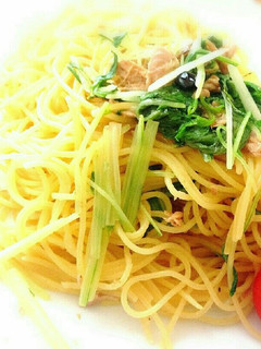 簡単パスタ★ツナと水菜のペペロンチーノ-レシピのメイン写真
