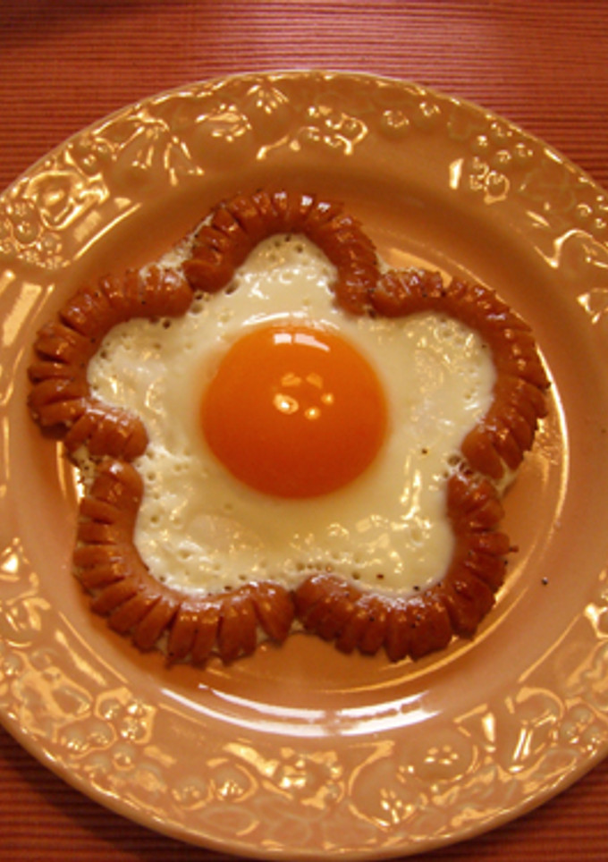 お花の目玉焼き〜♪″-レシピのメイン写真