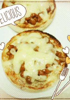 イングリッシュマフィンの納豆のせ-レシピのメイン写真