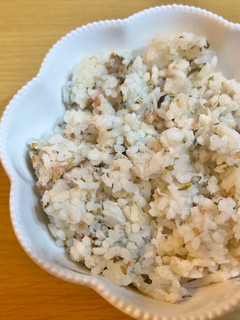 疲労回復にもぴったり!梅わかめご飯-レシピのメイン写真
