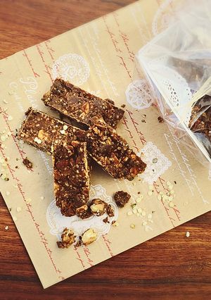 ざくざくナッツのヘンプチョコレートバー-レシピのメイン写真