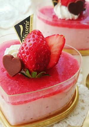バレンタイン✾簡単♪ハートの苺ムース-レシピのメイン写真