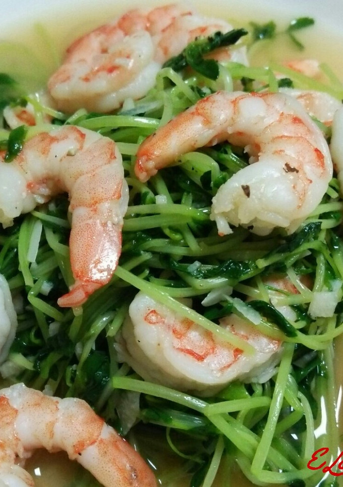 豆苗と海老のエスニック炒め-レシピのメイン写真