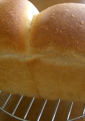 ホシノ天然酵母♪ふんわり山食パン-レシピのメイン写真