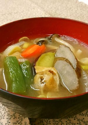 いろどり根菜みそ汁-レシピのメイン写真