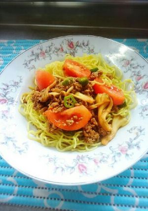 ランチに簡単♪トマトのピリッと焼きそば♪-レシピのメイン写真