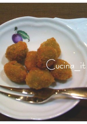 オリーベアスコラーネ(オリーブのフライ)-レシピのメイン写真