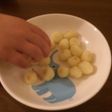 手の大きさに合わせて作るつかみ食べ離乳食