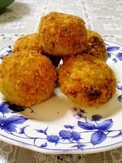 我が家のまんまるコロッケ-レシピのメイン写真