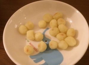 モチモチじゃがいもボール離乳食つかみ食べ-レシピのメイン写真